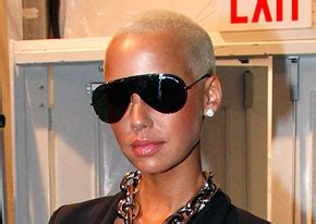 nip slip beach|Amber Rose Suffers Nip Slip in Practically Nude Beach。